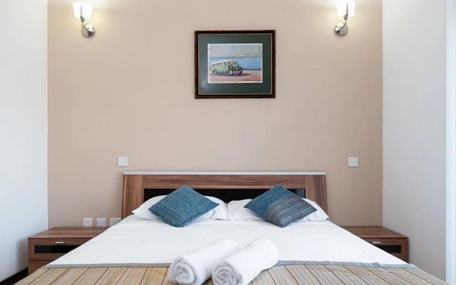 Harbour Views Gozitan Villa + Shared Pool