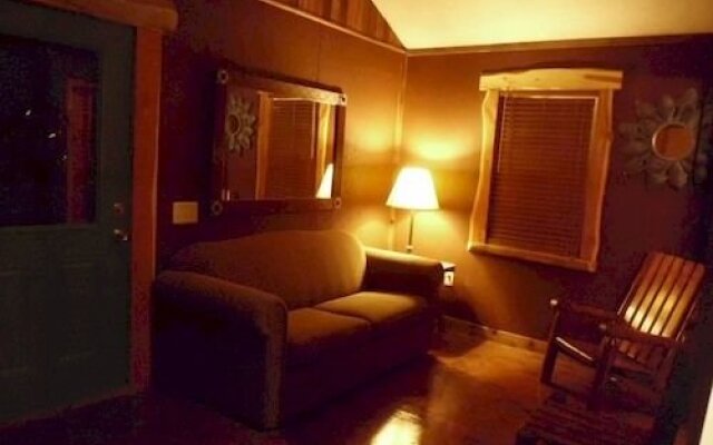 Antler Oaks Lodge and RV Resort