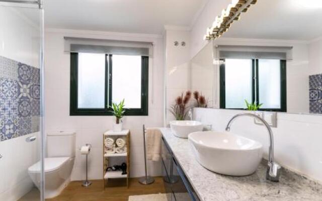 N&A Benalmádena Stunning 2bdr Villa with Sea Views