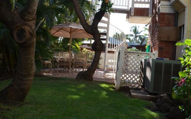 Lahaina Gate House