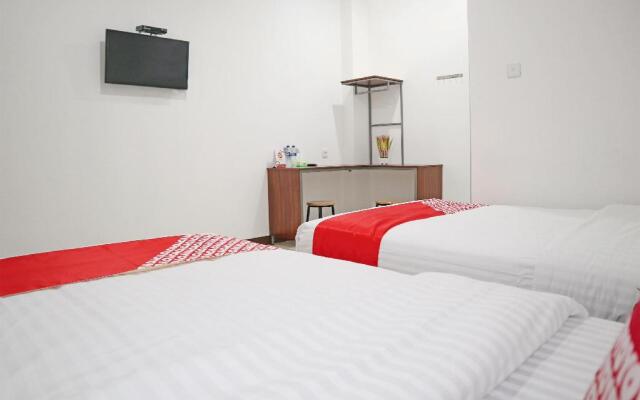 OYO 1306 Cendrawasih Homestay