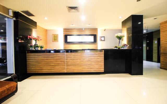 iShine Hotel