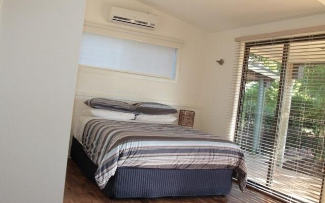 Island Bay Ranch – Guest Rooms – Newhaven