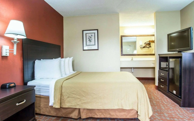 Quality Inn & Suites Monroe