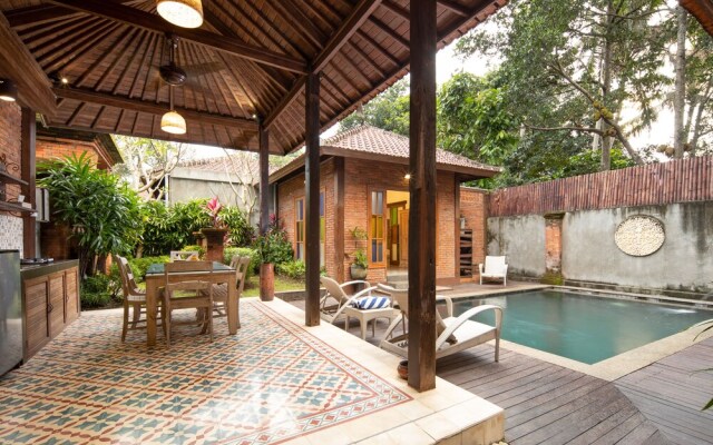 Ubud Raya Villa