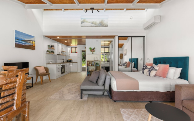 Nautilus Beach Resort by Charlesworth