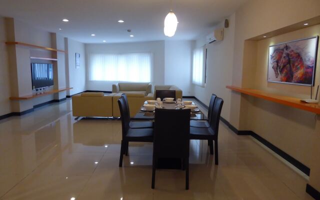 Rimbun Suites & Residences