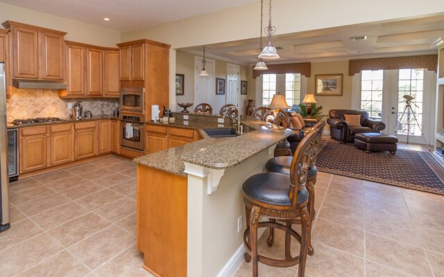 Reunion Disney Villa