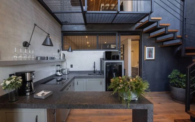 Designer 3-Story Home in San Miguel