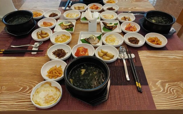 Jeju Noblesse Tourist Hotel