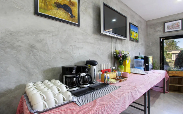White Knot Khao Yai