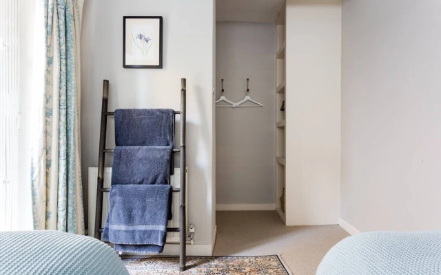 Delightful 2 bed Garden Flat in Shepherd's Bush