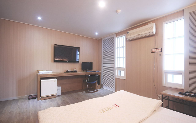 Residence Hotel R