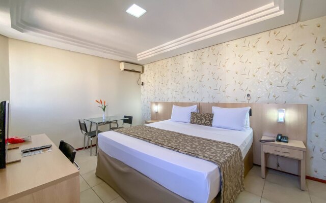 Crystal Plaza Hotel