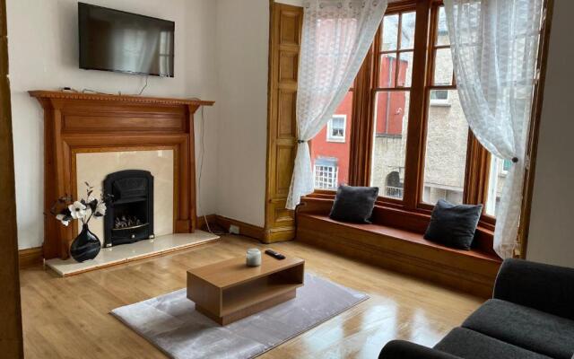 Castle Gate Apartment
