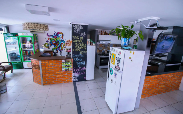 Positive Hostel