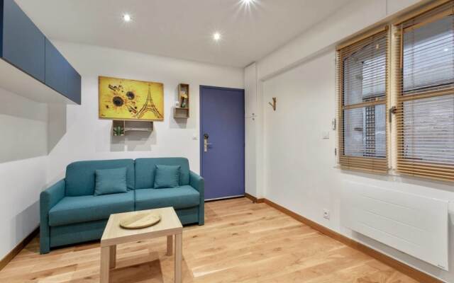 Charming Blue Studio - 15 Mins to Grand Palais