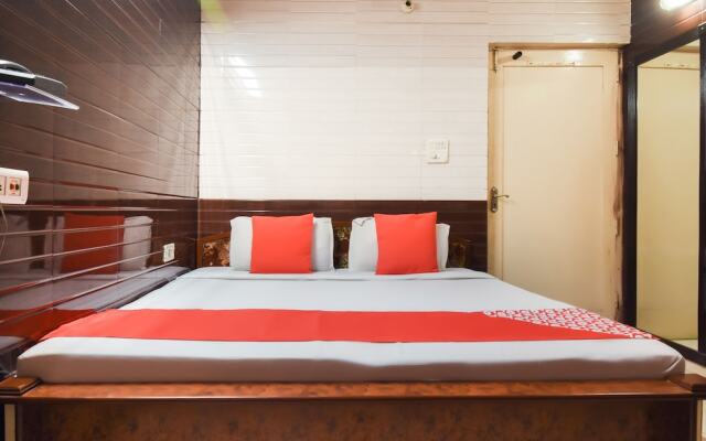 OYO 4430 Hotel Holy city