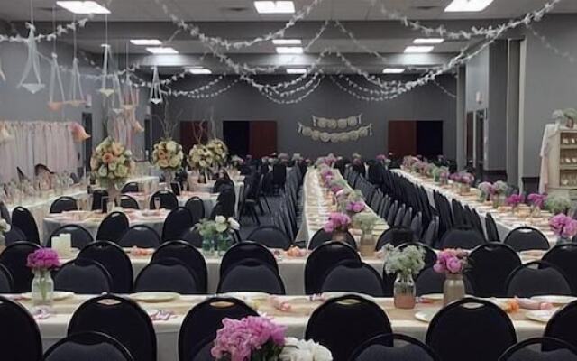 Cardinal Inn & Event Center