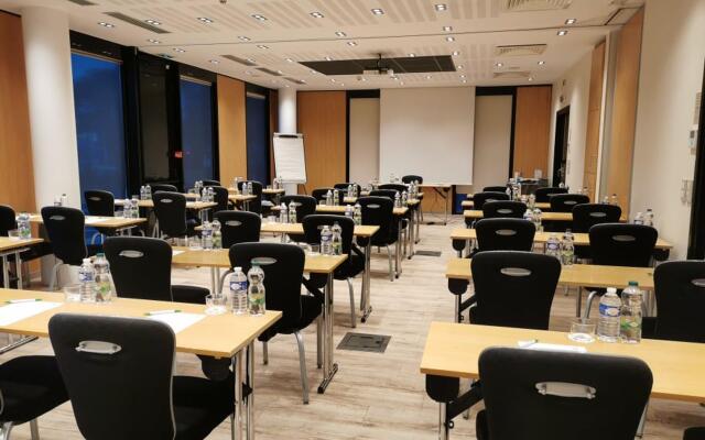 Holiday Inn Bordeaux Sud - Pessac by IHG