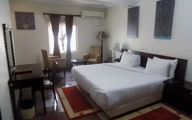 AES Luxury Apartments