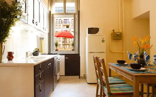 Minestrone Apartment