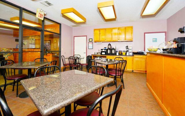 OYO Hotel Ingleside TX