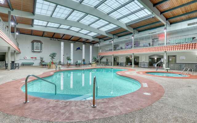 Quality Inn & Suites Downtown