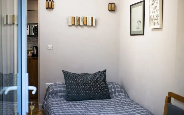 The Ceramic House