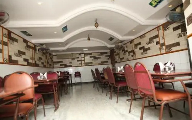 Hotel Valluvar