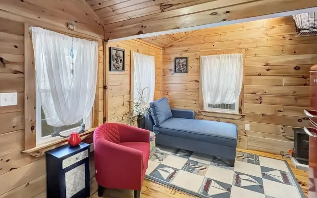 Captain's Quarters, 1.5 Miles to Downtown Ogunquit!