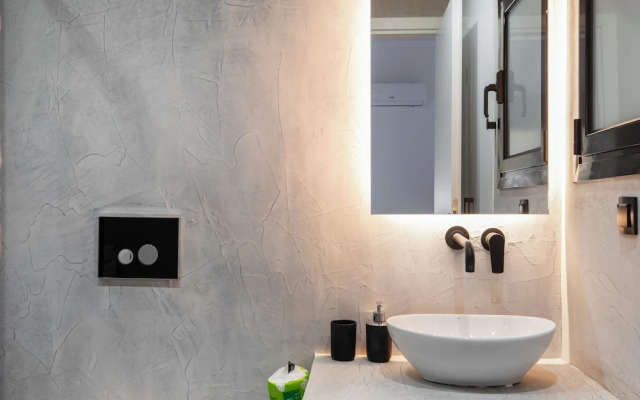 Sway - Chic 1-BR Apt & Balcony in Athens
