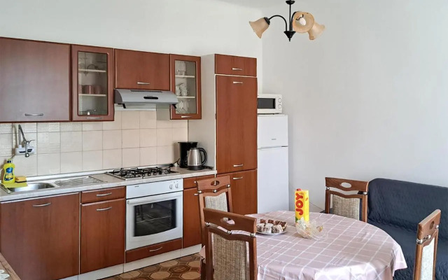 Apartment Valtursko polje I