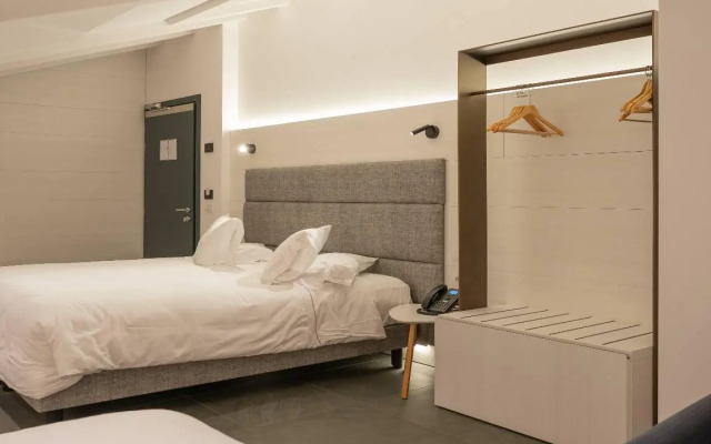 Boutique hotel touring