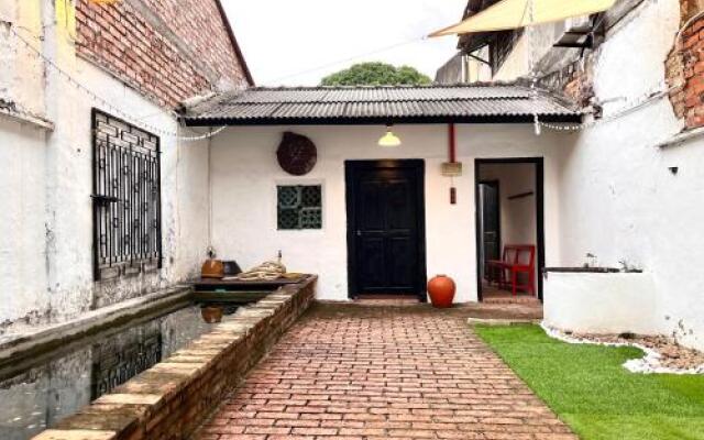 The Dutch House
