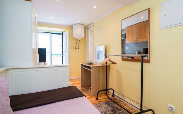 Lisbon Low Cost Apartments