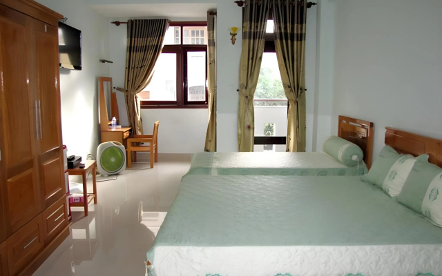 Phuoc Thinh Hotel – Guest Rooms – Vung Tau