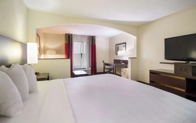 Best Western Suites Near Opryland