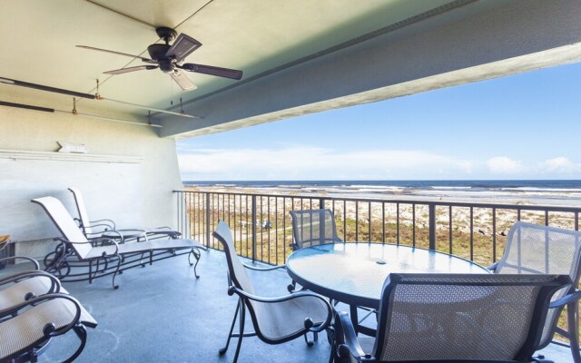 Island South Condominiums