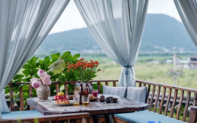 Tengchong Heshun Yuanye Inn