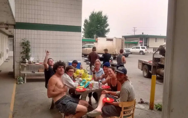 Caravan Motel