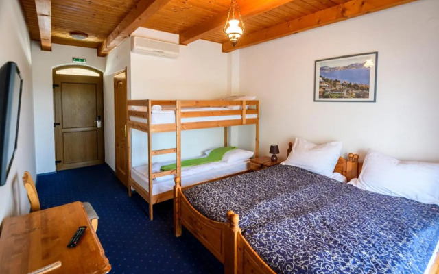 Tekergő Motel és Étterem
