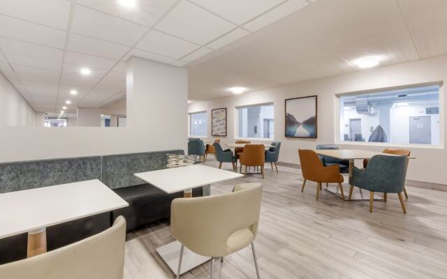 Best Western-Campus Inn