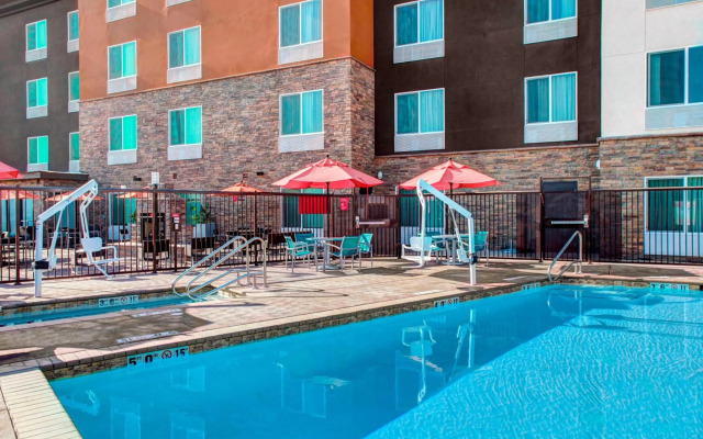 Towneplace Suites Bakersfield West