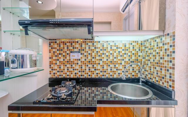 Cozy Stay 2BR Bassura City Apartment