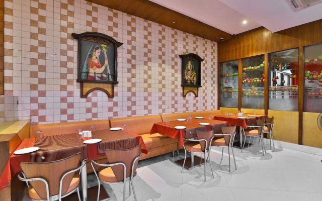 Hotel Galaxy Residency by OYO Rooms