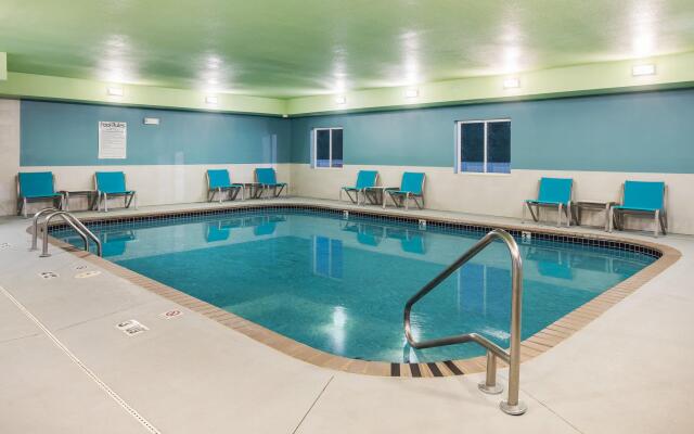 Holiday Inn Express Warrenton by IHG