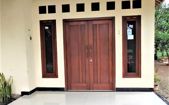 Homestay Griya Merpil - Hostel
