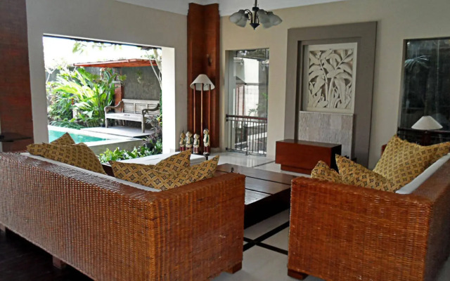 The Edelweiss Hideaway Villa Solo