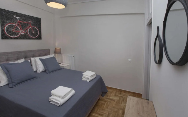 Unique Apartment near Acropolis by GHH